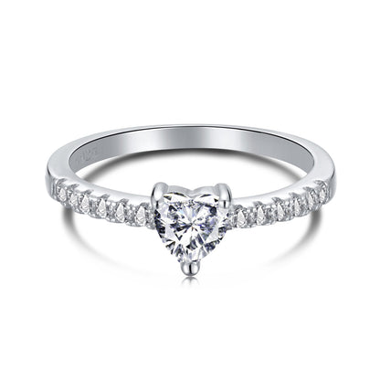 [Bloom]0.5 Carat CaratEternity Charming Heart Shape Lover Ring