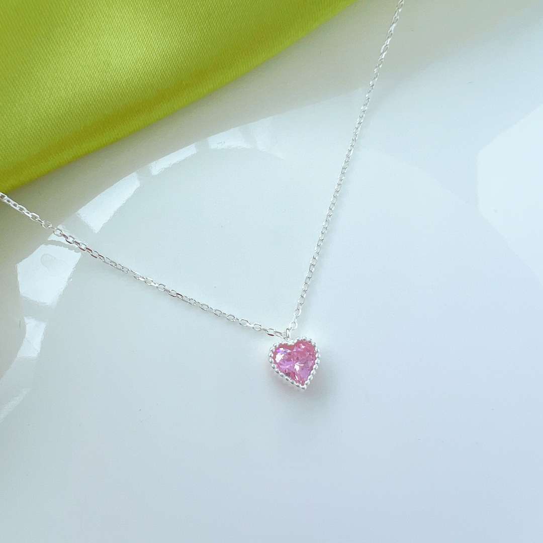 [Bloom]Ornate Heart Shape Necklace