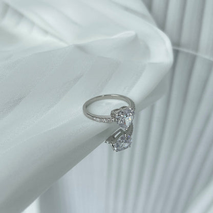 [Bloom]2.0 Carat Dazzling Lustrous Heart Cut Lover Ring