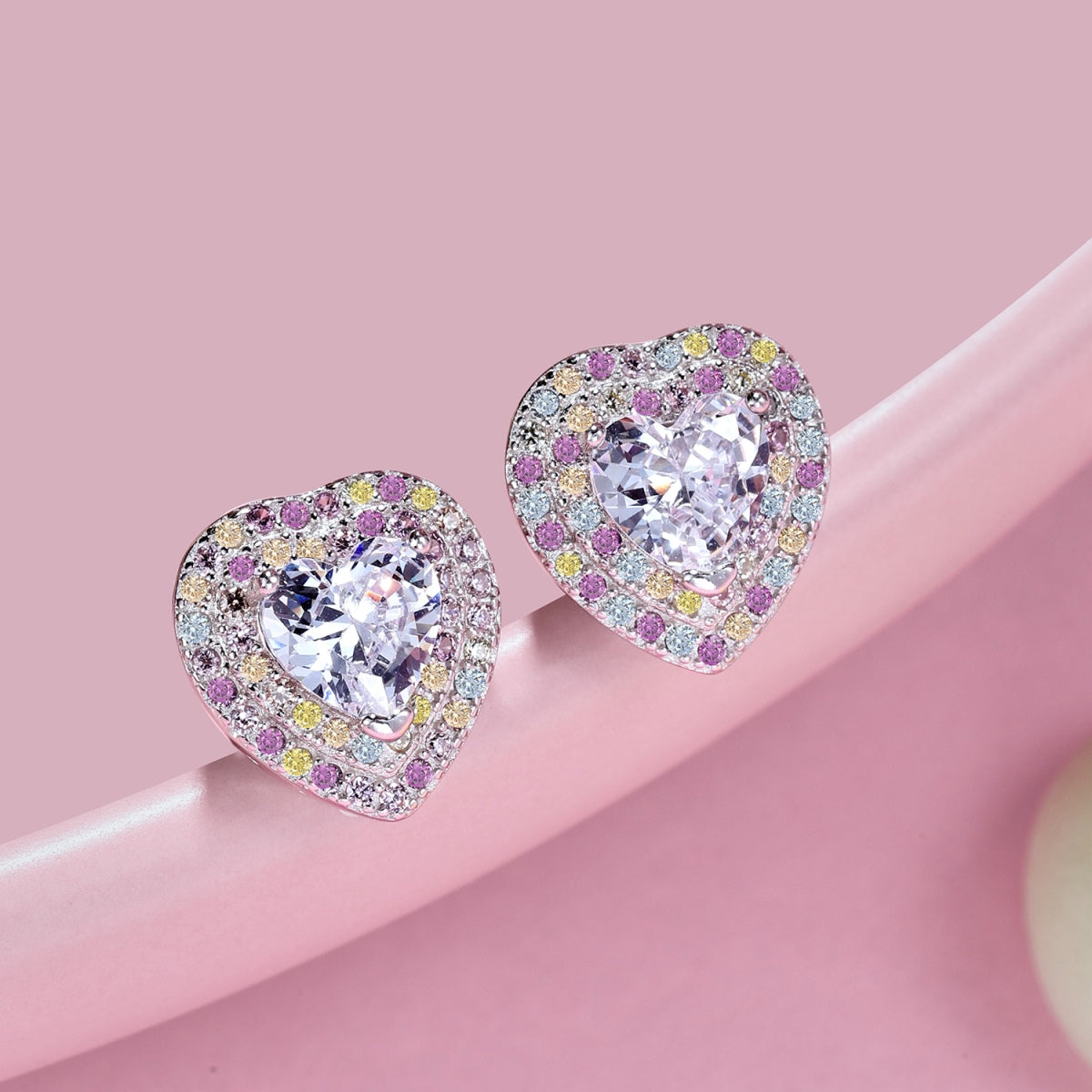 [Bloom]Dazzling Heart Shape Lover Earrings