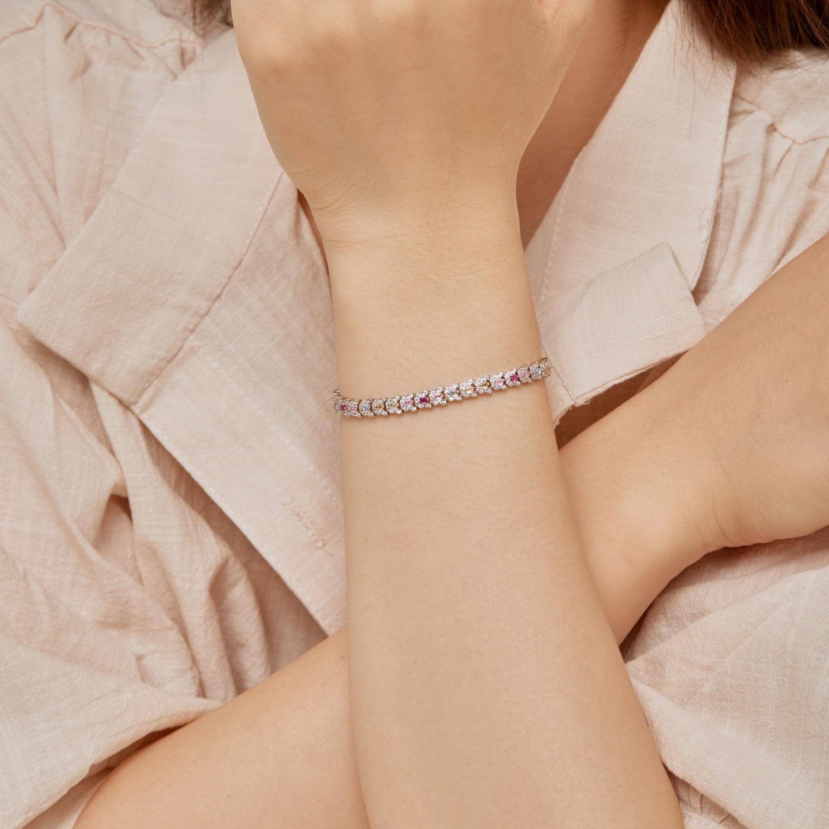 [Bloom]Delicate Colorful Multi Cut Daily Bracelet