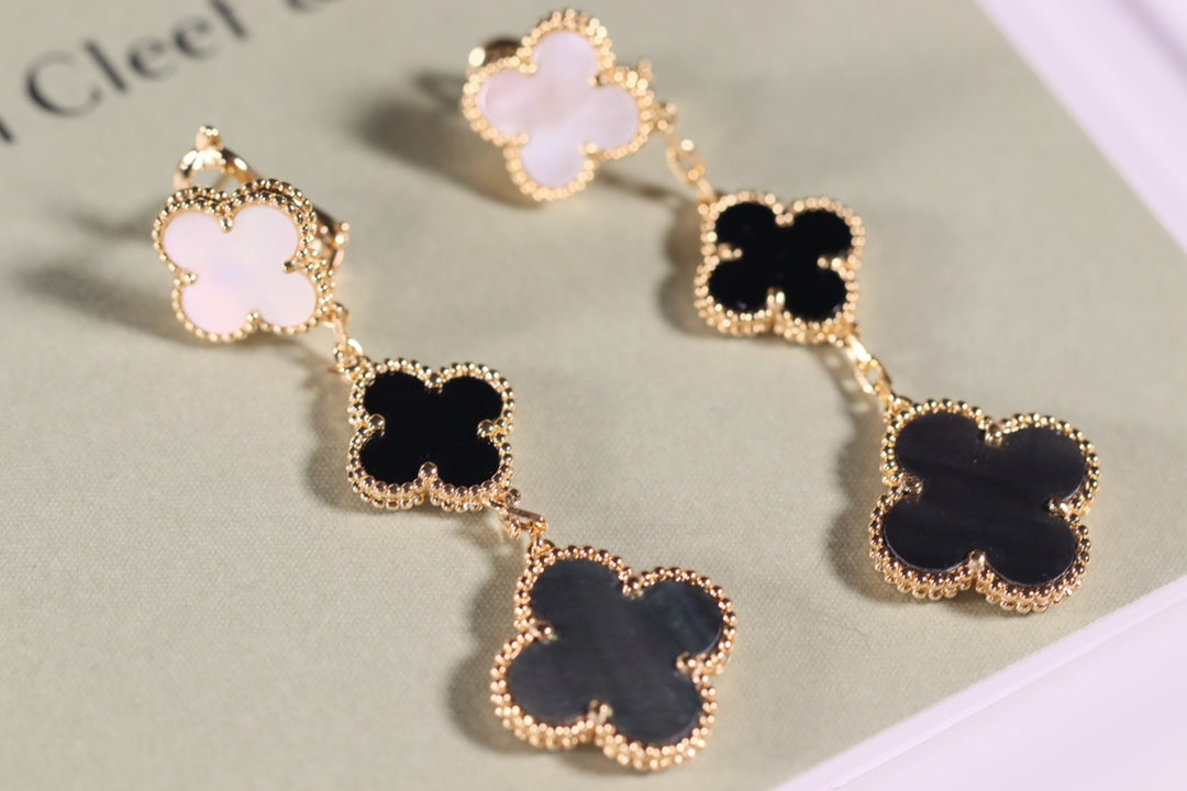 [Bloom]CLOVER EARRINGS GOLD ONYX MOP 3 MOTIF