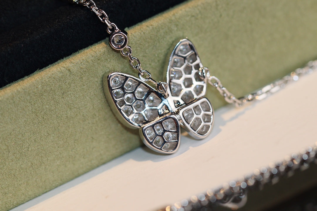 [Bloom]BUTTERFLY DIAMOND NECKLACE