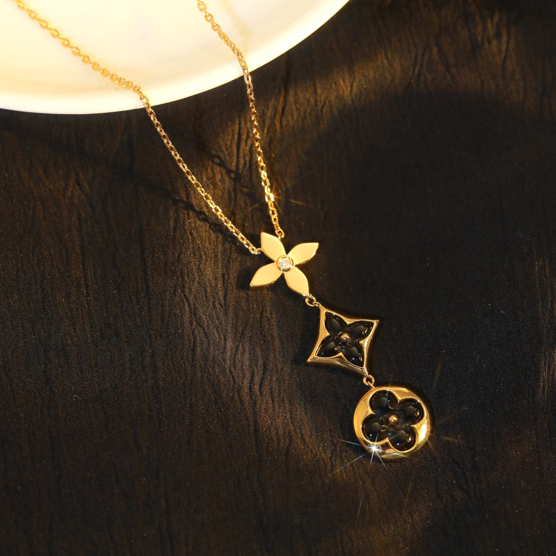 [Bloom]STAR AND SUN ONYX PINK GOLD NECKLACE