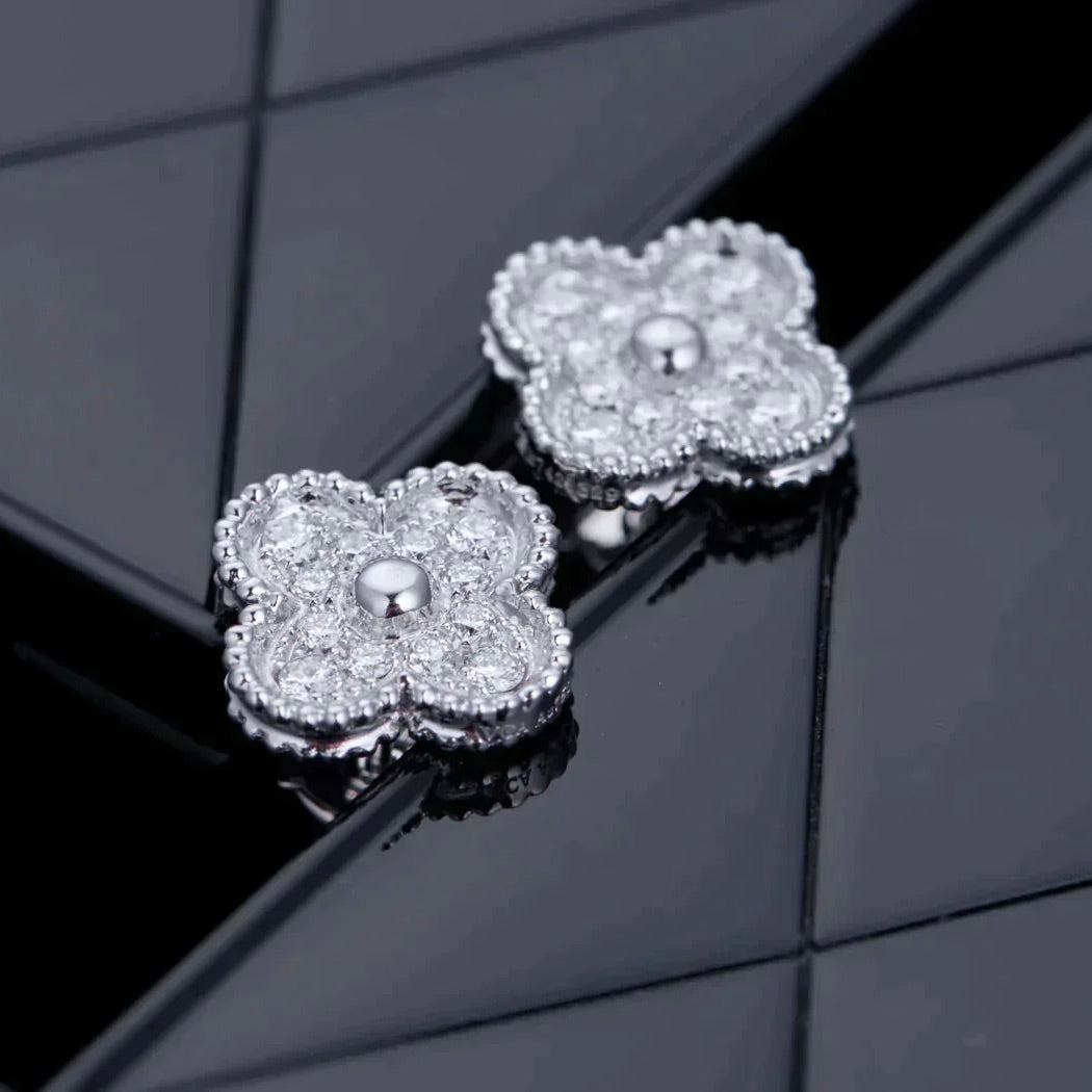 [Bloom]CLOVER 1 MOTIFS DIAMOND STUD EARRINGS SILVER