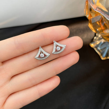 [Bloom]DREAM MINI DIAMOND STUD EARRINGS