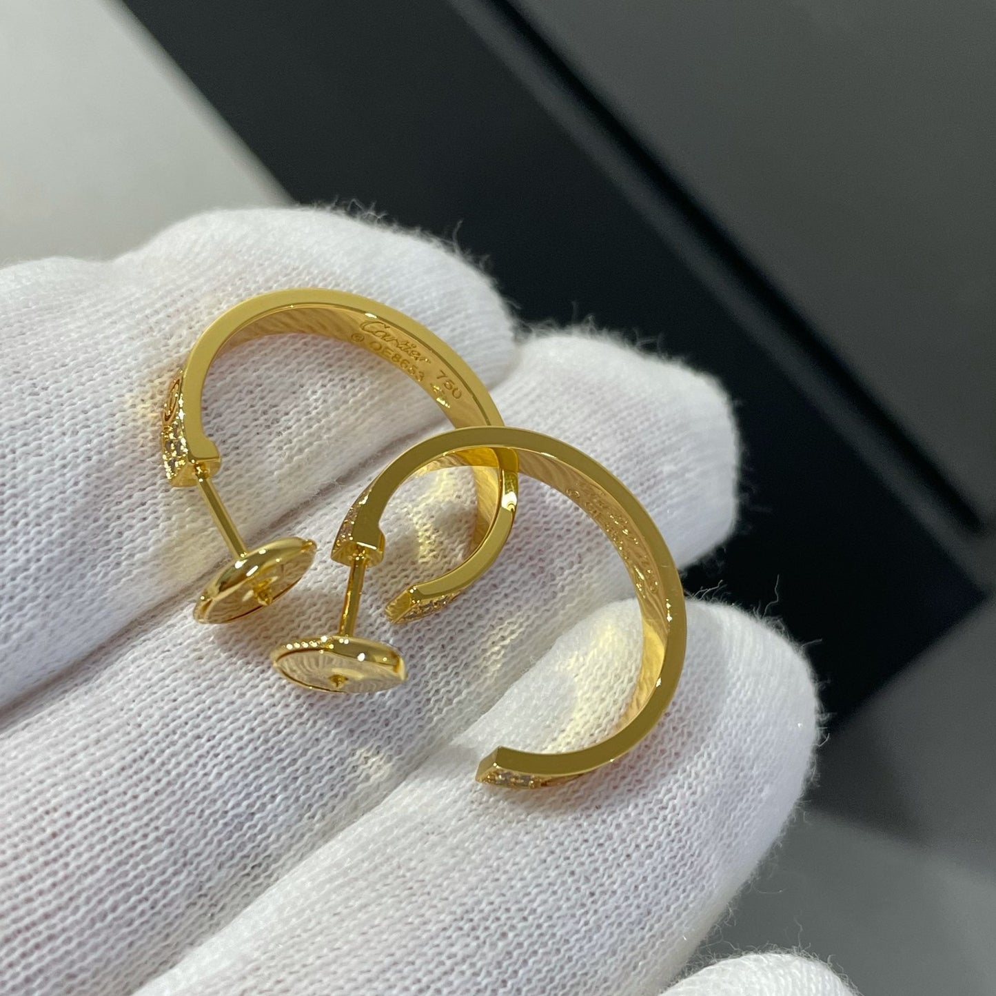 [Bloom]LOVE DIAMOND GOLD HOOP EARRINGS