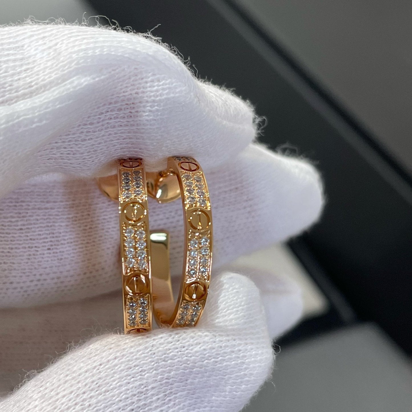 [Bloom]LOVE DIAMOND PINK GOLD HOOP EARRINGS