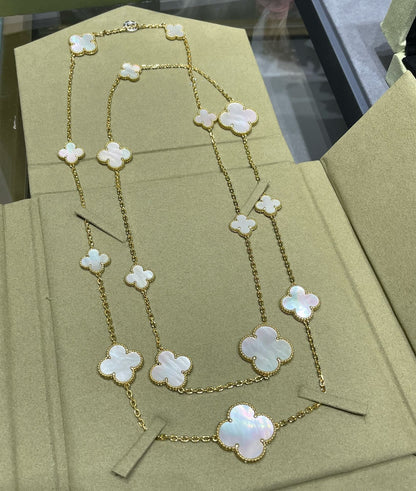 [Bloom]CLOVER 16 MOTIF WHITE MOP GOLD NECKLACE