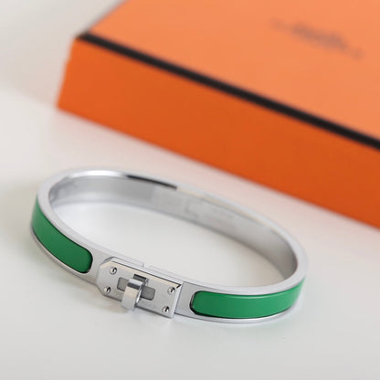 [Bloom]HM KELLY GREEN BRACELET