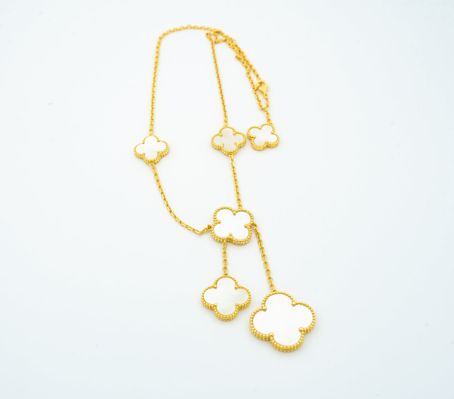 [Bloom]CLOVER MOTHER OF PEARL NECKLACE 6 MOTIF