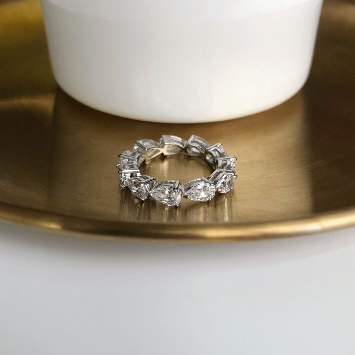 [Bloom]Exquisite Pear Cut Tennis Ring