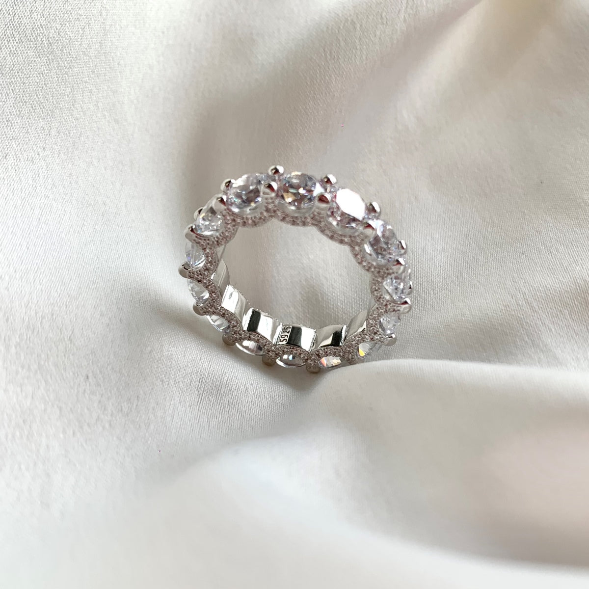 [Bloom]Gorgeous Round Cut Tennis Ring